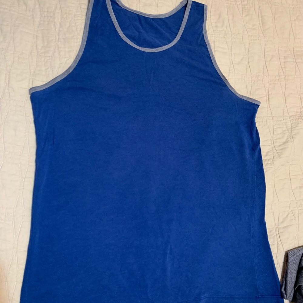Lululemon men’s tank top